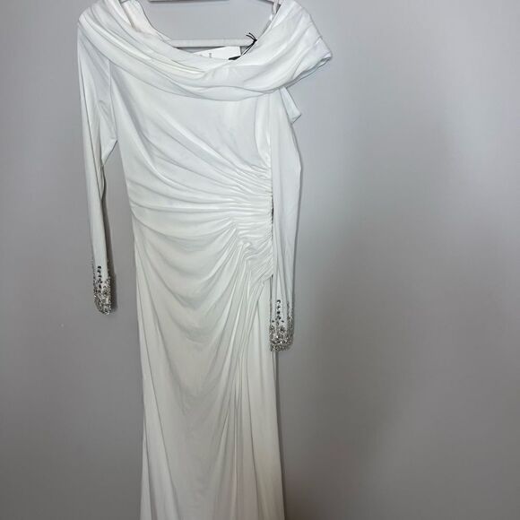 MAC DUGGAL BEADED CUFF DROP SHOULDER FAUX WRAP GOWN WHITE NWT (needs cleaning) - Picture 7 of 11